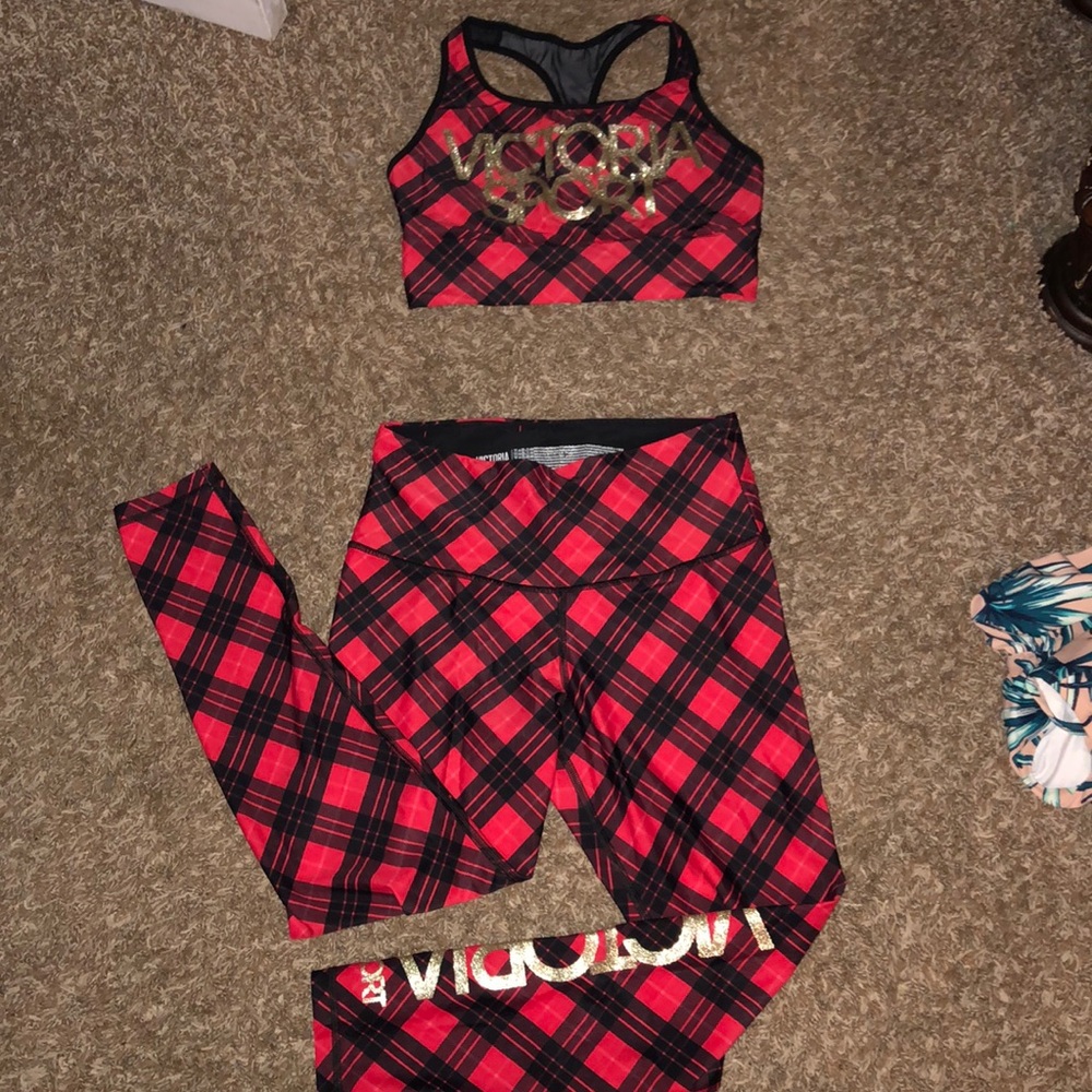 *SOLD* VS leggings and sports bra set